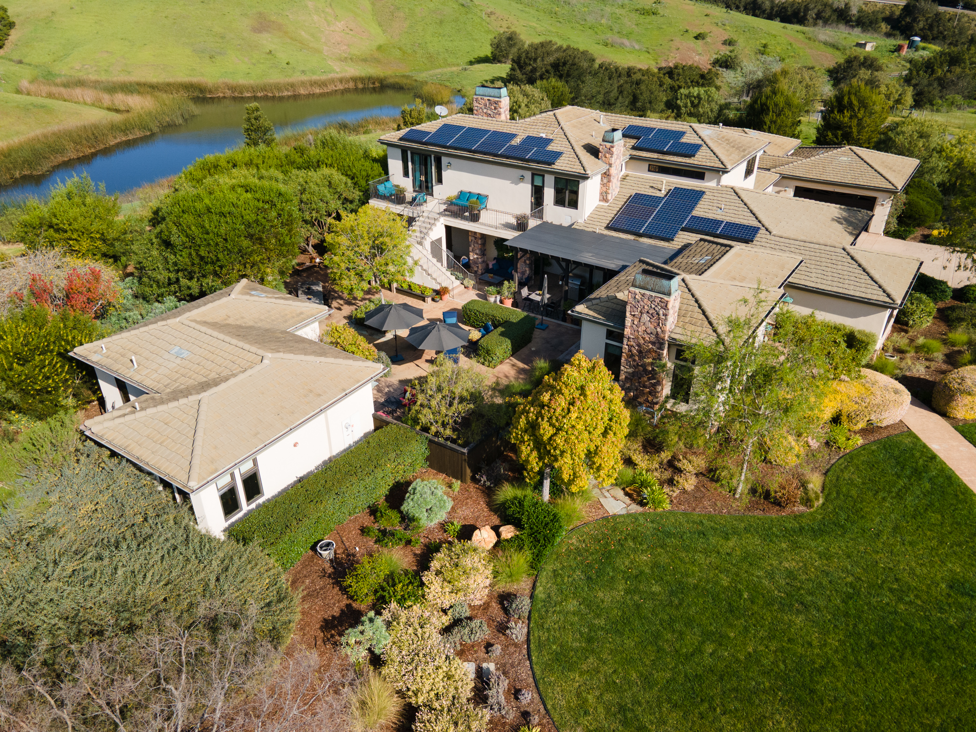 1350 Mail Pouch WEB-24